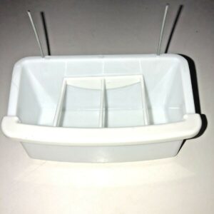 2 bird feeders with grid no more mess